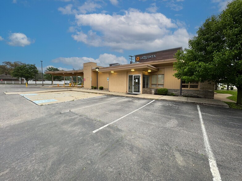 More Photos Of 52530 State 933 hwy, South Bend Office For Lease