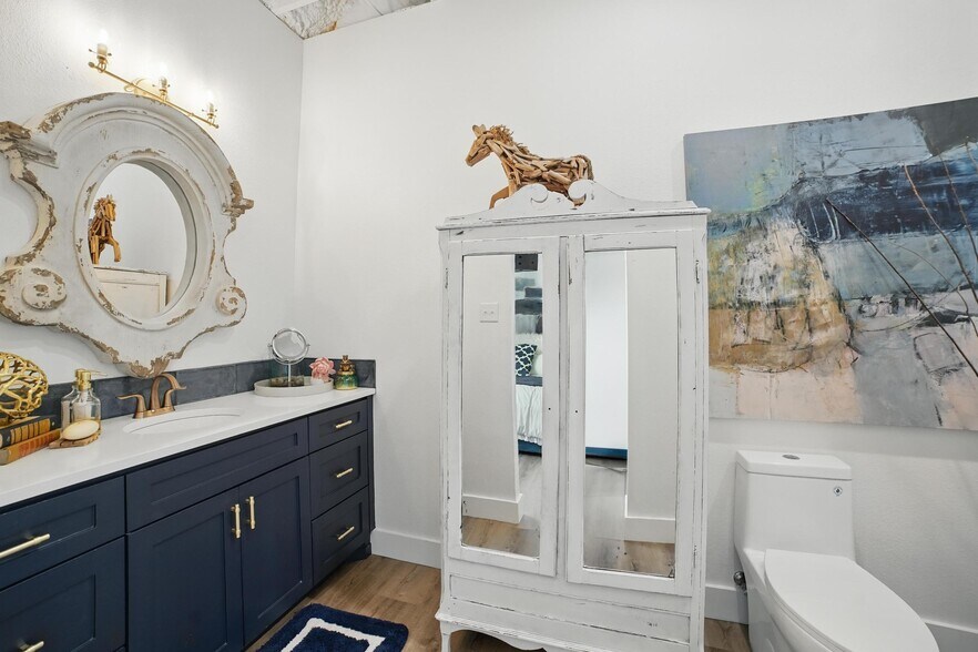 More Photos Of 10941 State Highway 78, Lavon Office For Sale