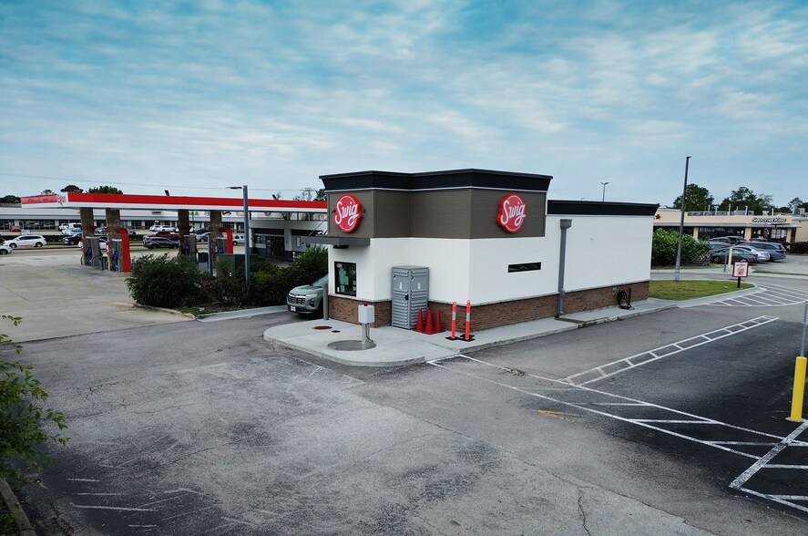 More Photos Of 2413 Bay Area Blvd, Houston Fast Food For Sale