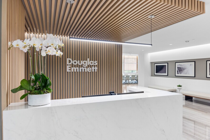 More Photos Of 3400 W Riverside Dr, Burbank Office For Lease