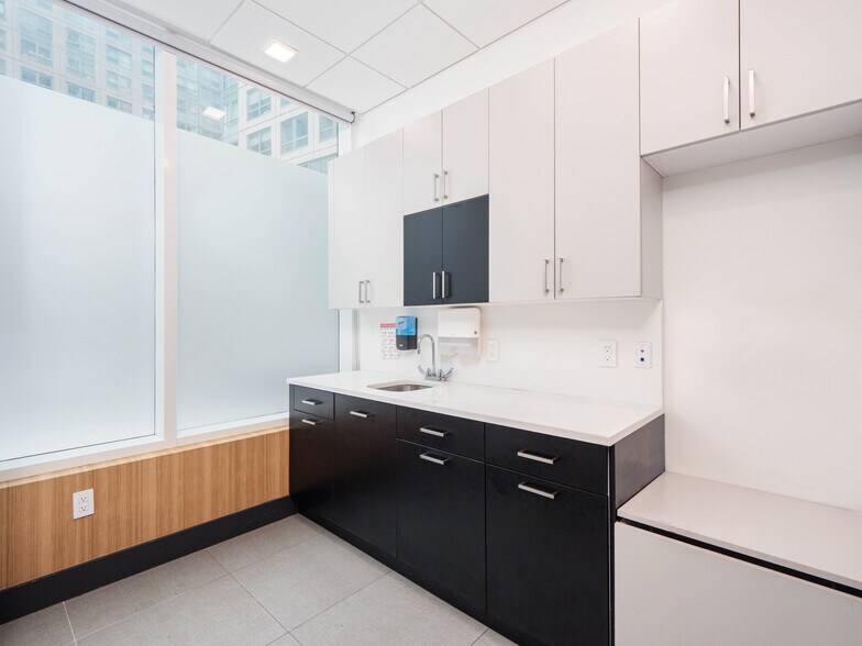 More Photos Of 420 Kent Ave, Brooklyn Apartments For Lease