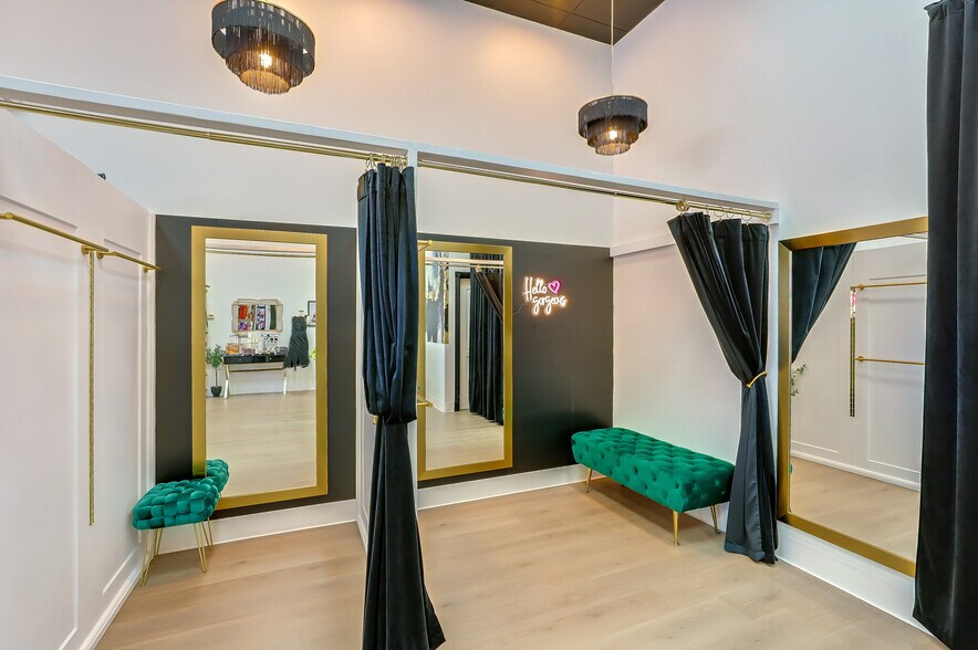 More Photos Of 199 Blue Ravine Rd, Folsom Freestanding For Lease
