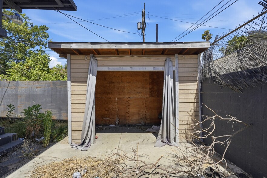 More Photos Of 1664 S Western Ave, Los Angeles Land For Sale