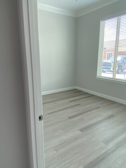 More Photos Of 400 Stonebrook Pky, Frisco Office For Sale