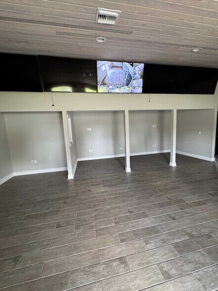 More Photos Of 7265 SW Sr-200 Hwy, Ocala General Retail For Sale