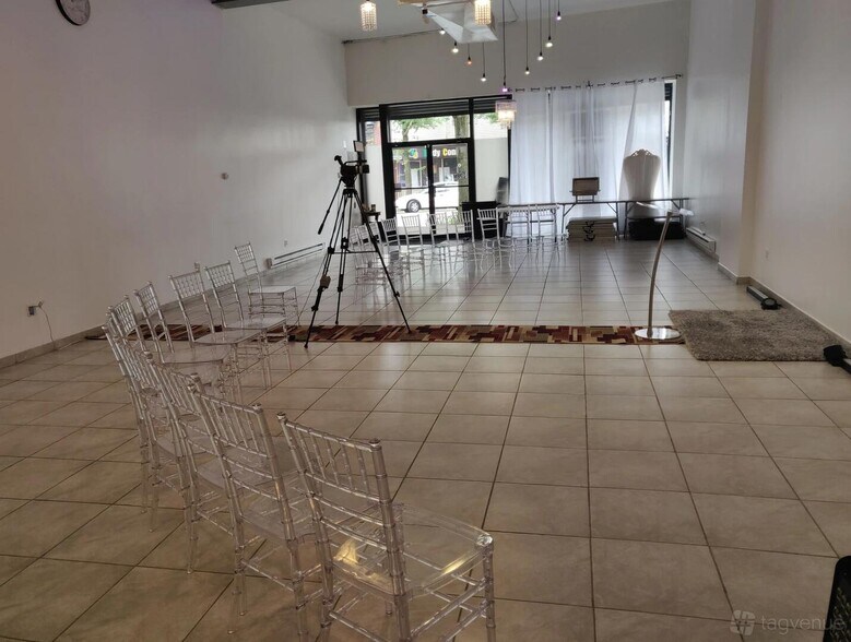 More Photos Of 18821 Linden Blvd, Jamaica General Retail For Lease