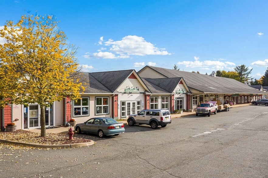 More Photos Of 70-72 E Main St, Sussex Unknown For Lease