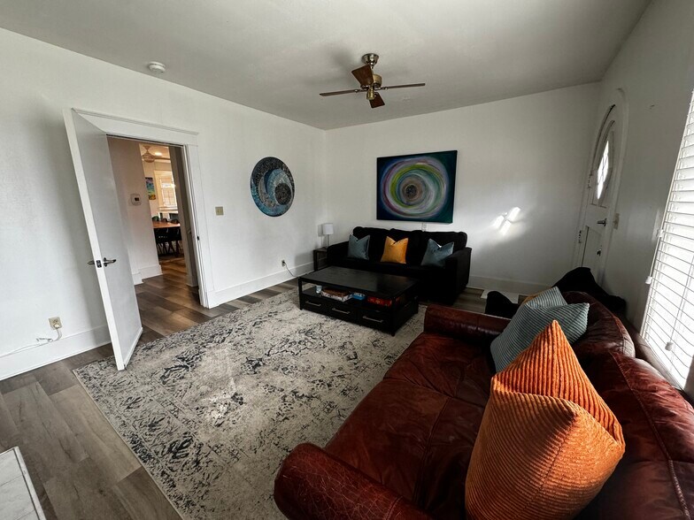 More Photos Of 113 30th Ave N, Nashville Medical For Sale