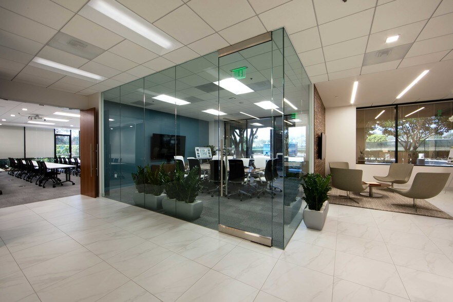 More Photos Of 135 S State College Blvd, Brea Office For Lease