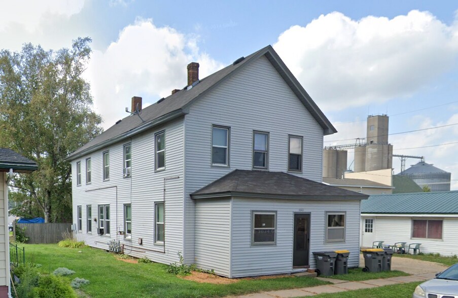 More Photos Of 1040 7th Ave, Baldwin Apartments For Sale