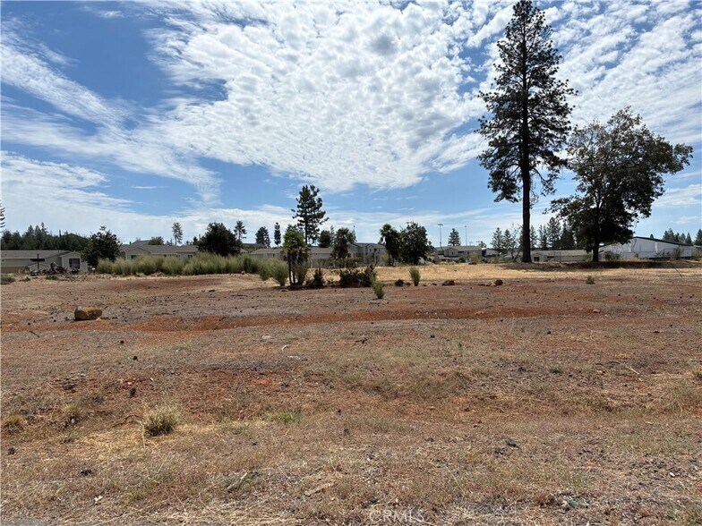 More Photos Of 7224 Skyway, Paradise Land For Sale
