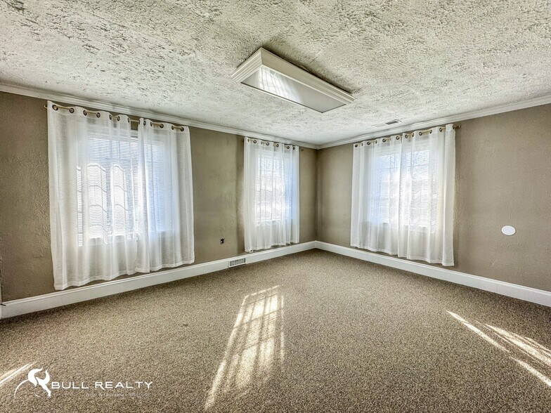 More Photos Of 1126 Ponce De Leon Ave, Atlanta Office For Sale