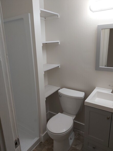 More Photos Of 350 SE Lilly Ave, Corvallis Apartments For Sale