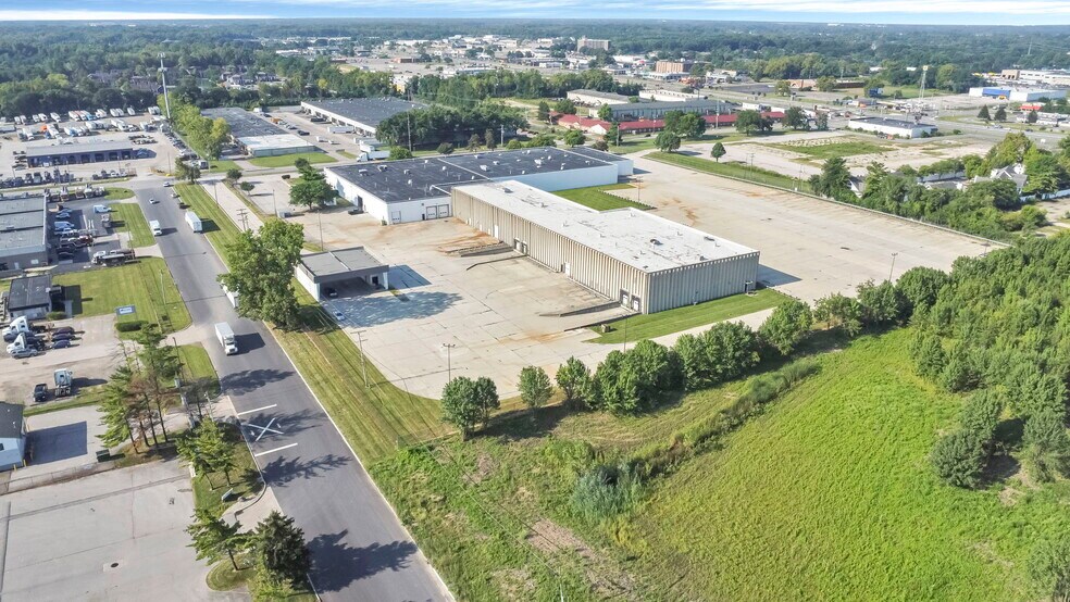 More Photos Of 4500 Groves Rd, Columbus Warehouse For Lease