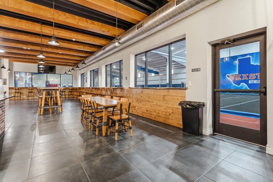 More Photos Of 5505 132nd st, Lubbock Industrial For Sale