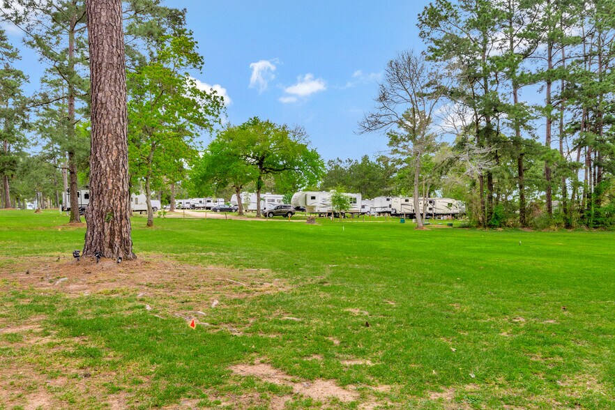 More Photos Of 16789 Butera Rd, Magnolia Trailer Camper Park For Sale