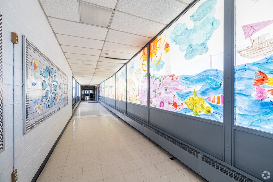 More Photos Of 1417 Route 179, Lambertville Schools For Lease