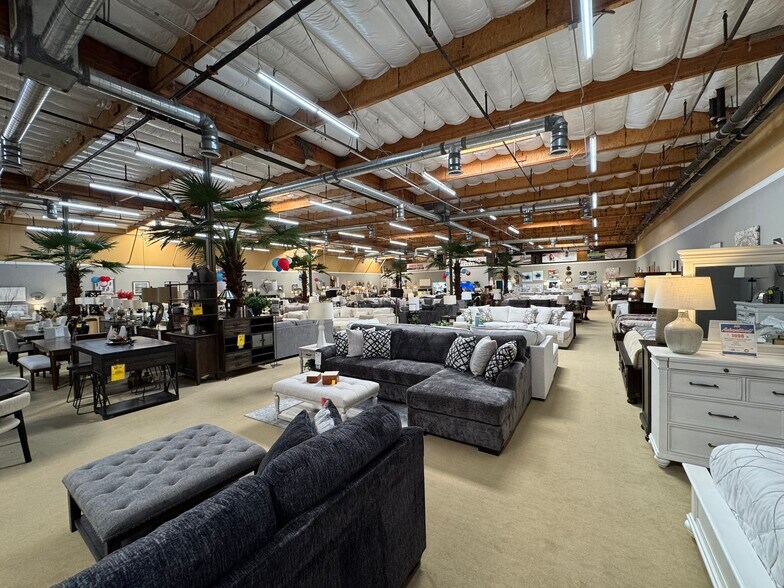 More Photos Of 2320-2340 Auburn Blvd, Sacramento Unknown For Lease