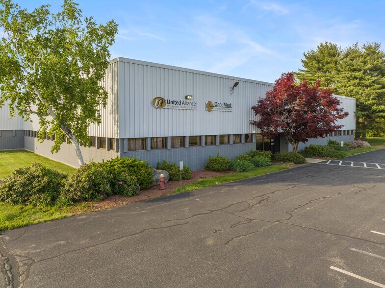 More Photos Of 5 Dan Rd, Canton Manufacturing For Lease
