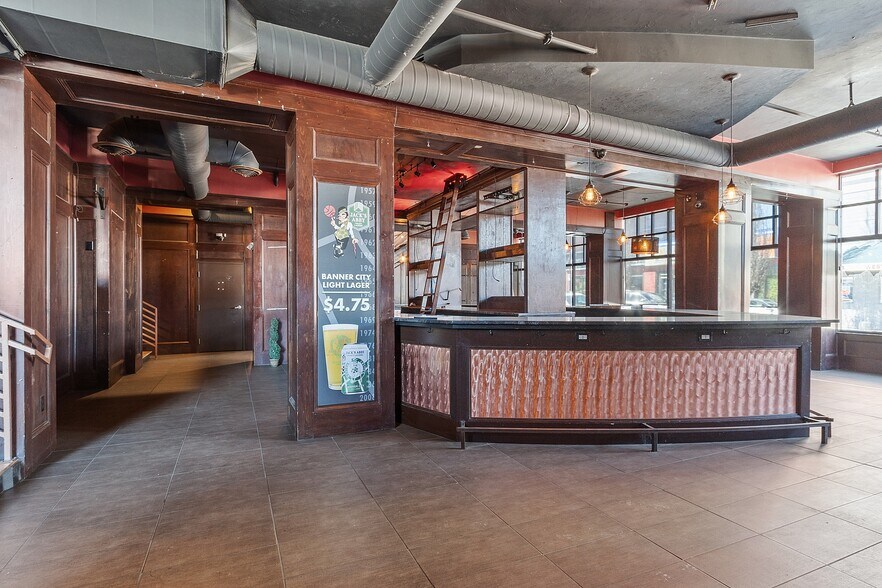 More Photos Of 97-103 Water St, Worcester Office For Sale