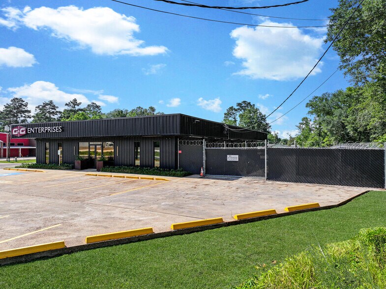 More Photos Of 3410 I-10 W, Orange Office For Sale