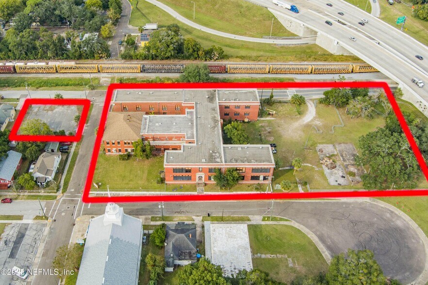 Primary Photo Of 1221 E 16th St, Jacksonville Schools For Sale