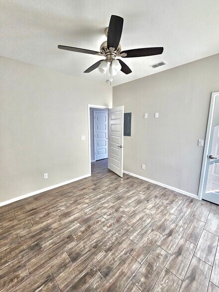 More Photos Of 12638 N. 33rd Ln, McAllen Apartments For Sale