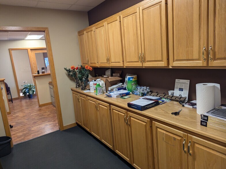 More Photos Of 4706 Cottage Grove Rd, Madison Medical For Lease