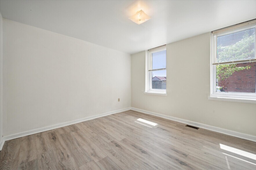 More Photos Of 2855 E Thompson St, Philadelphia Apartments For Sale