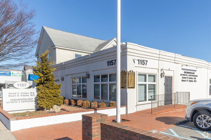 Primary Photo Of 1157 Broadway, Hewlett Office For Lease