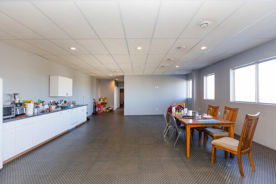 More Photos Of 4931 80 St, Red Deer Industrial For Sale