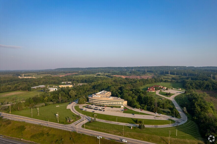 More Photos Of 649 North Service Rd, Burlington Office For Sale