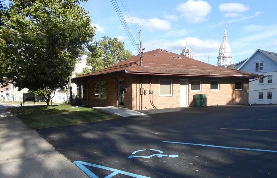 More Photos Of 401-407 W Ionia St, Lansing Medical For Lease