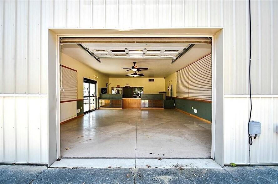 More Photos Of 4001 Cleveland Ave S, Canton Industrial For Sale