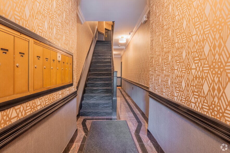 More Photos Of 360 W 119th St, New York Apartments For Sale