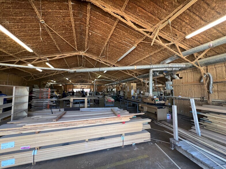 More Photos Of 926 US-377, Pilot Point Warehouse For Sale