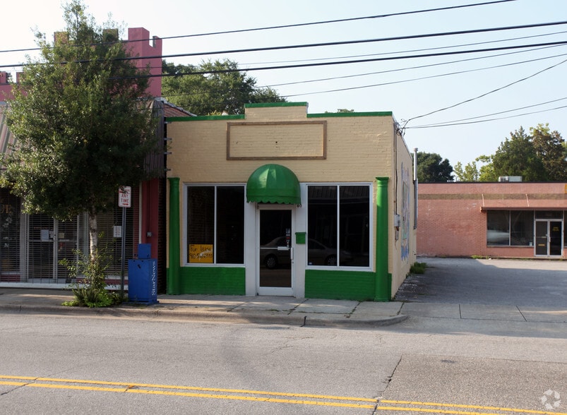 Primary Photo Of 604 Castle St, Wilmington Storefront For Lease