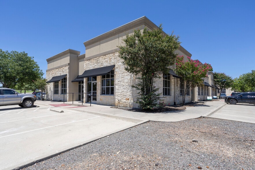 More Photos Of 2384 North Highway 287, Mansfield Office For Lease