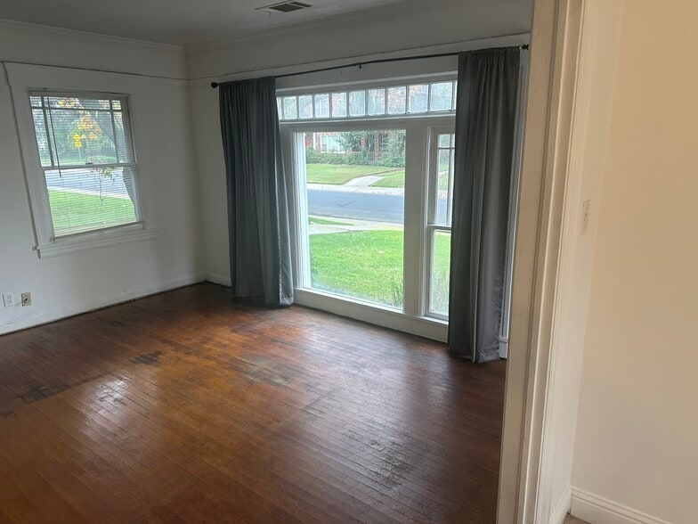 More Photos Of 150 W Stadium Dr, Stockton Apartments For Sale