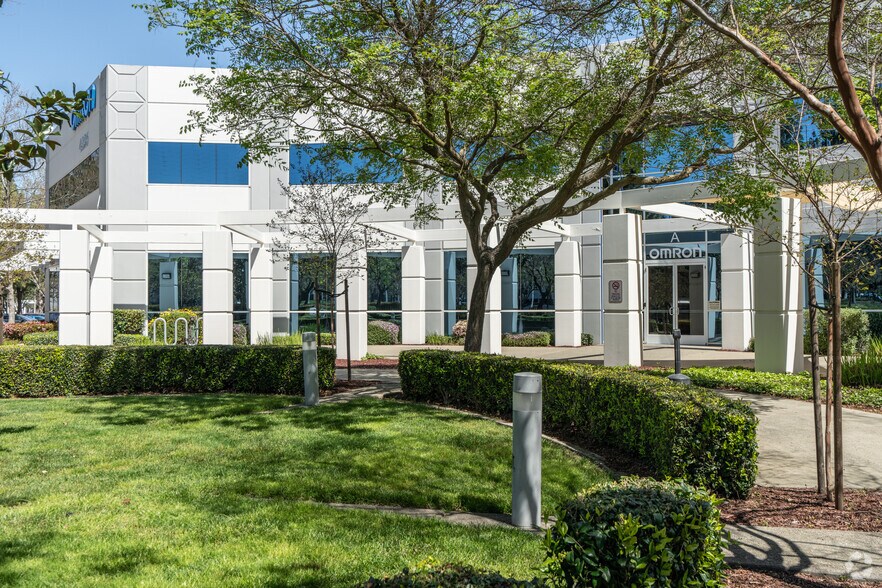 More Photos Of 4225 Hacienda Dr, Pleasanton Warehouse For Lease