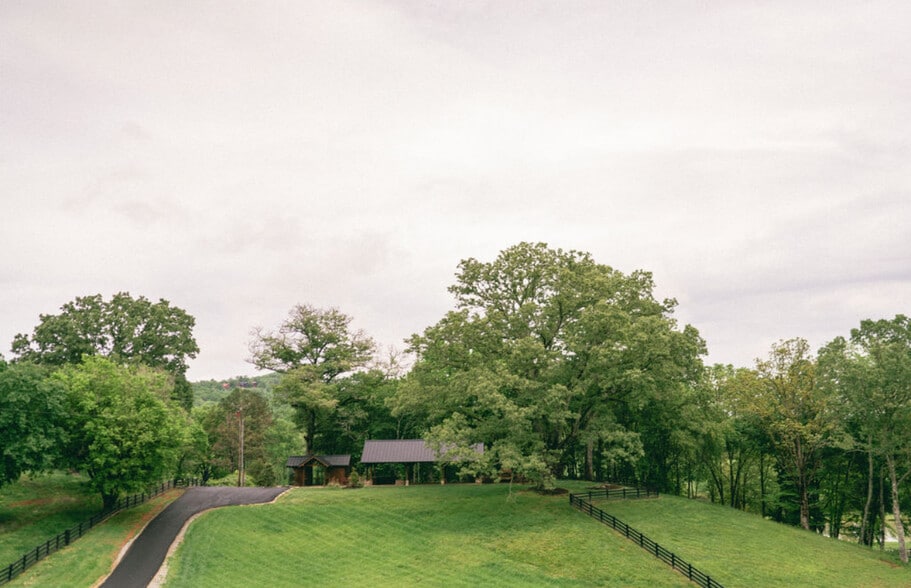 More Photos Of 1019 Hardscrabble Rd, Mineral Bluff Winery Vineyard For Sale