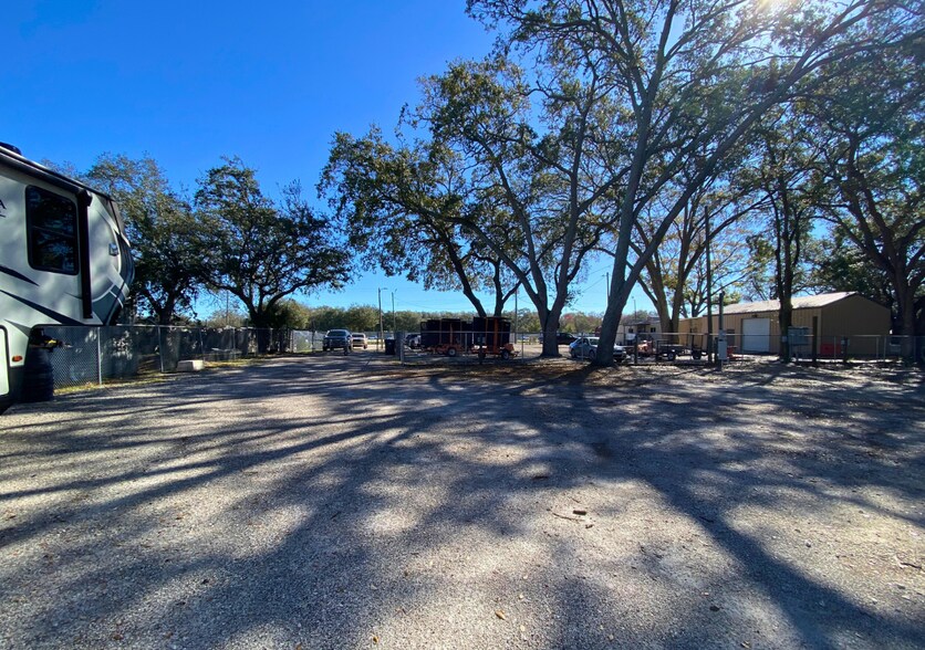 More Photos Of 518 Jetton Street St, Tampa Land For Lease