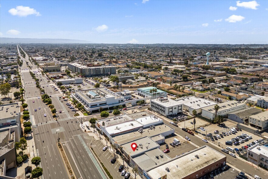 More Photos Of 12309-12311 Hawthorne Blvd, Hawthorne Storefront For Sale