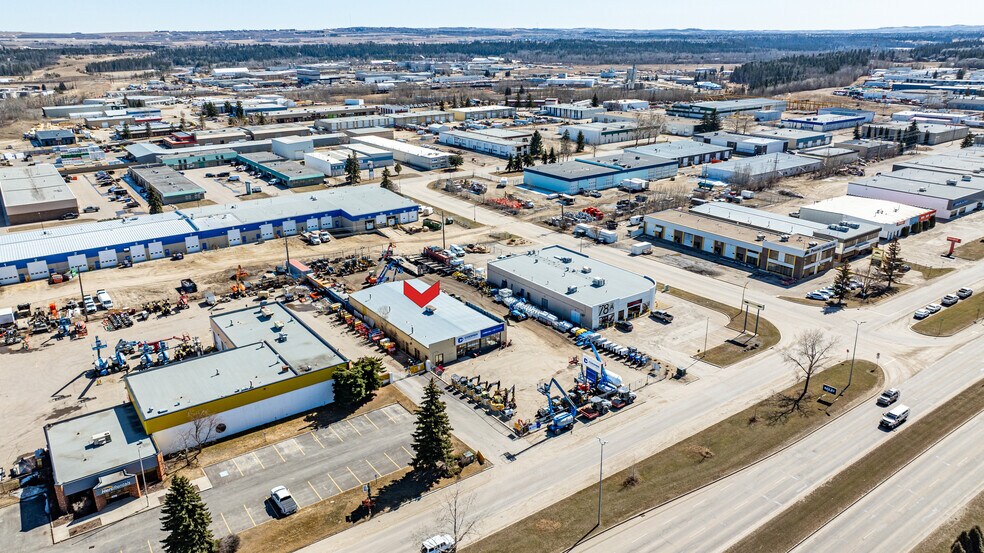 More Photos Of 7895 50 Av, Red Deer Warehouse For Sale
