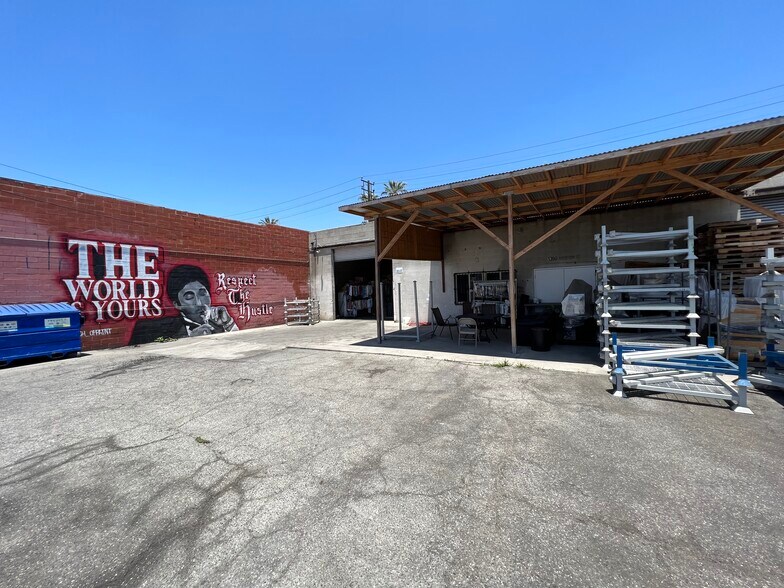 More Photos Of 1390 Newton St, Los Angeles Warehouse For Lease