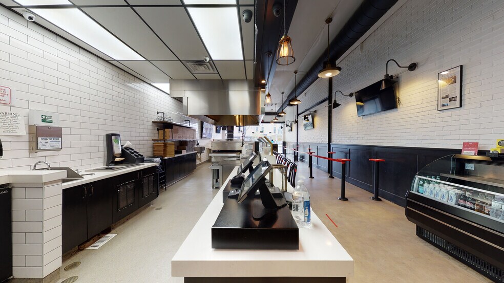 More Photos Of 5242-5246 E 2nd St, Long Beach Restaurant For Lease