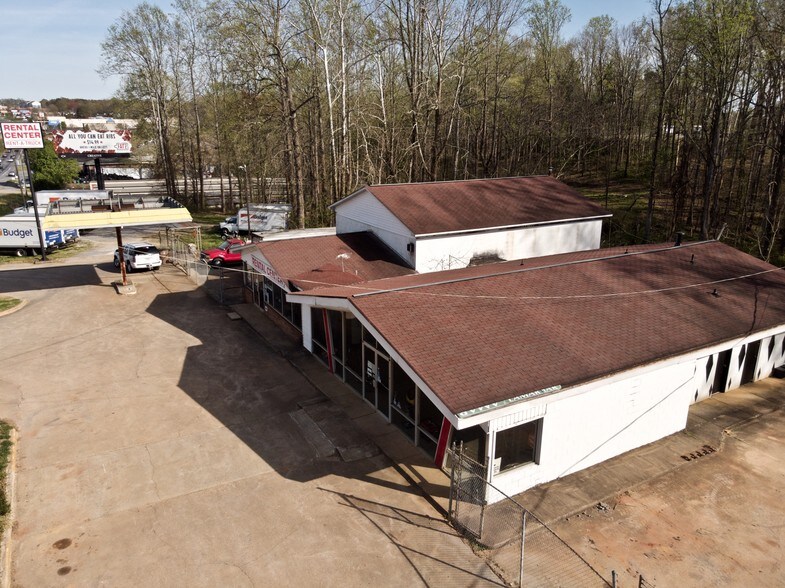 More Photos Of 400 E Dixon Blvd, Shelby Freestanding For Sale