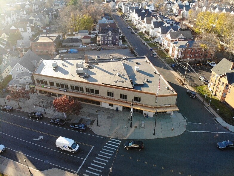 More Photos Of 641-651 Maple Ave, Hartford Office For Lease