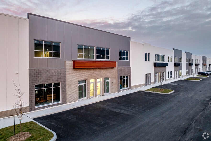 More Photos Of 160 Av D'ibéria, Candiac Industrial For Lease