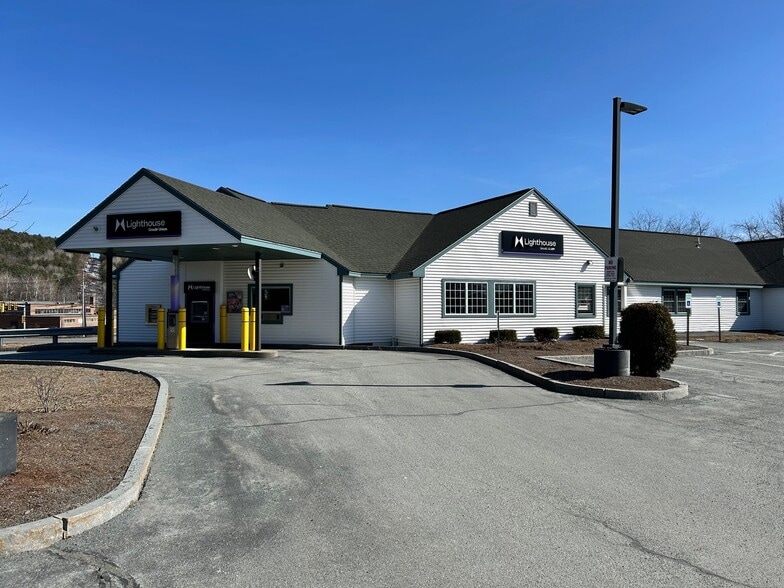 More Photos Of 199 Heater Rd, Lebanon Storefront For Sale